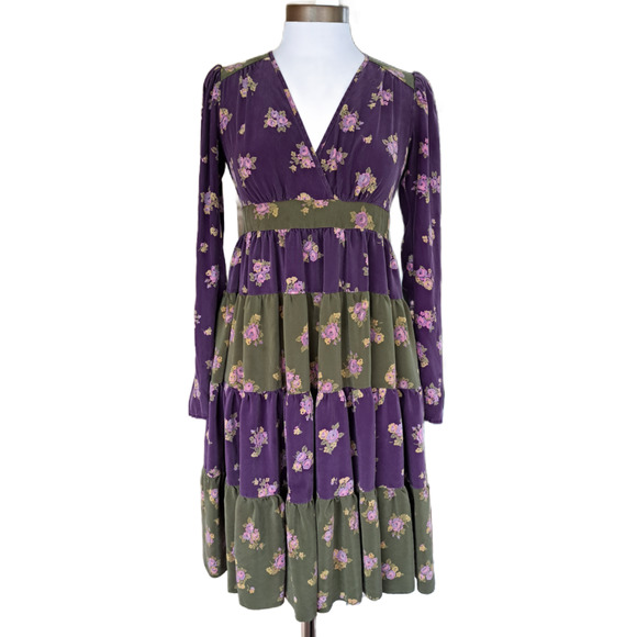 Betsey Johnson Dresses & Skirts - Betsey Johnson Floral Tiered Silk Dress Size 4 Purple Green Long Sleeve